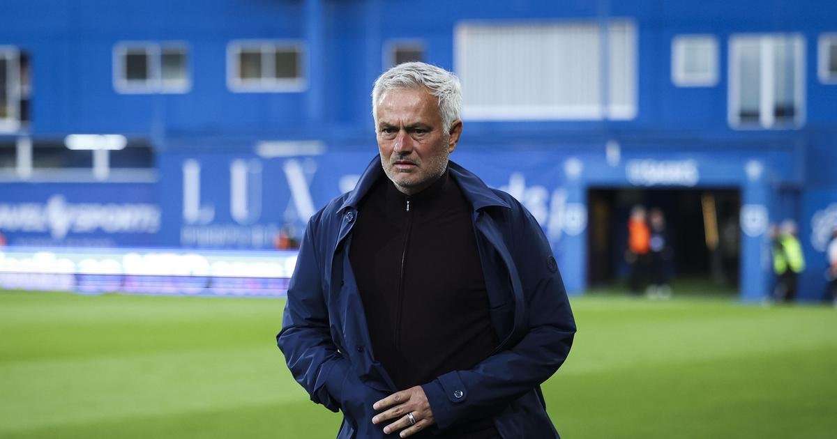 Benfica oferece contrato milionário a José Mourinho